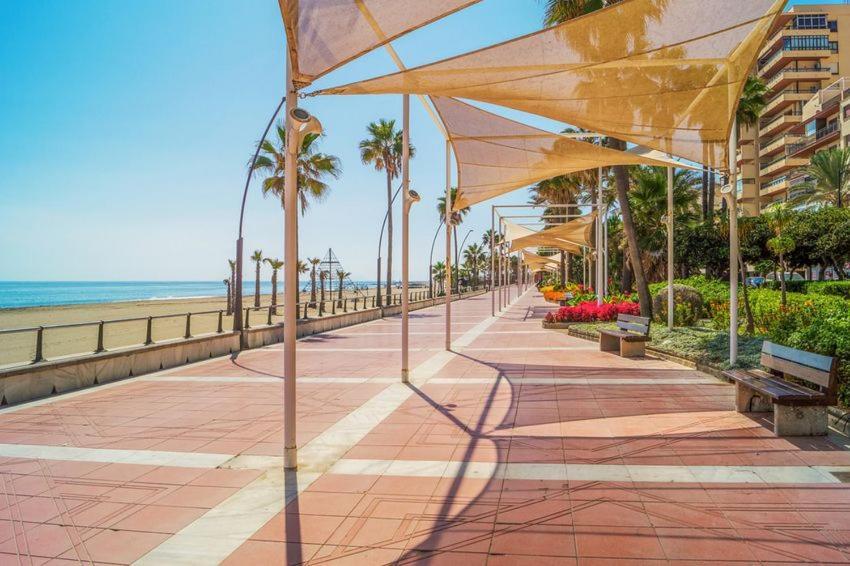Апартаменты Sea Breeze Эстепона Экстерьер фото
